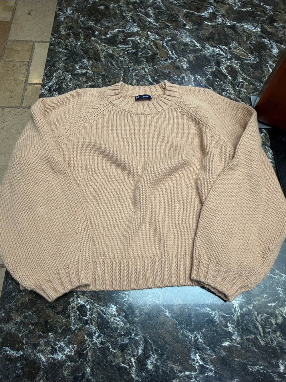 Gap crewneck balloon sleeve sweater